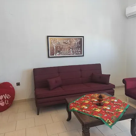 בית נופש Olive's House *